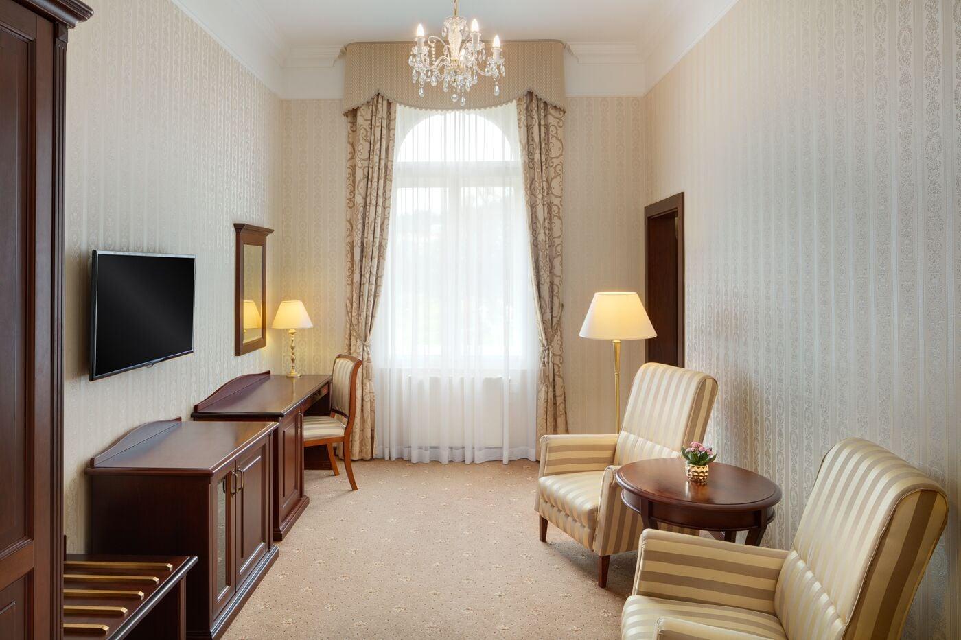 Ensana Nove Lazne Hotel มาเรียอานซเกลาซนี ภายนอก รูปภาพ