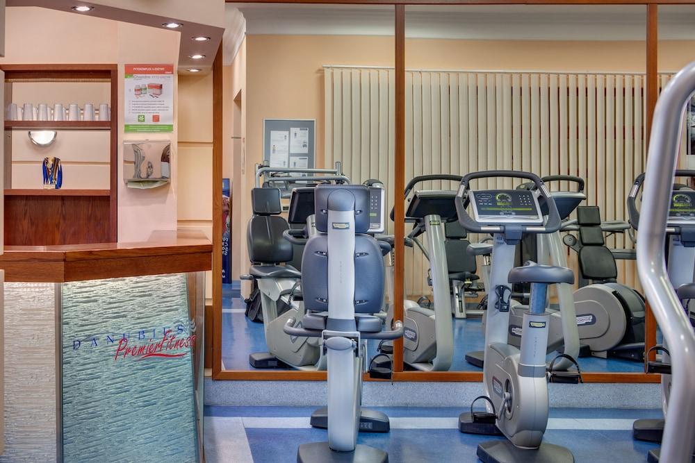 Ensana Nove Lazne Hotel มาเรียอานซเกลาซนี ภายนอก รูปภาพ