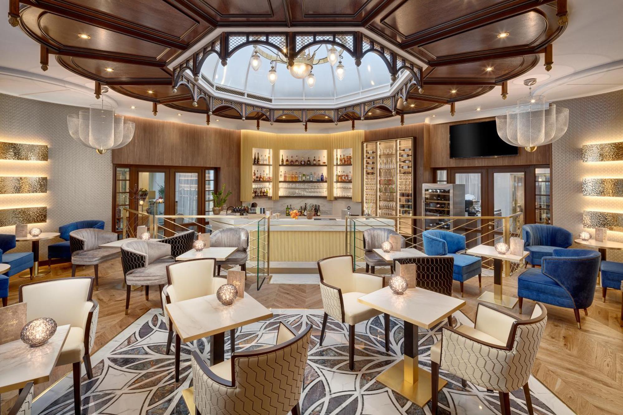 Ensana Nove Lazne Hotel มาเรียอานซเกลาซนี ภายนอก รูปภาพ