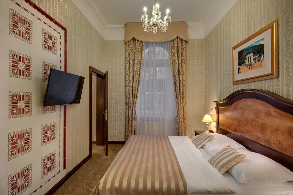 Ensana Nove Lazne Hotel มาเรียอานซเกลาซนี ห้อง รูปภาพ